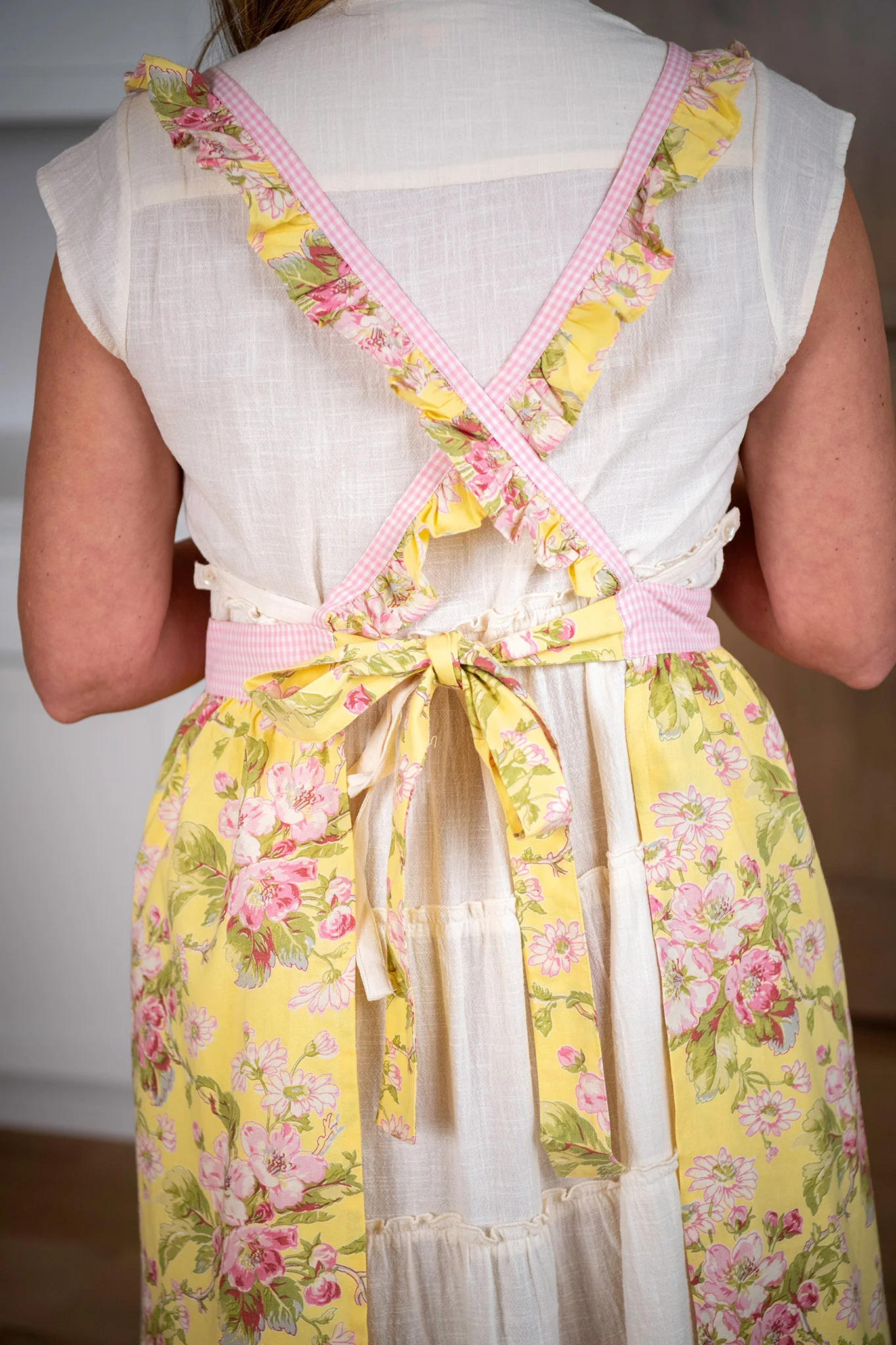 Apple Blossom Ruffle Prairie Apron - Image 5