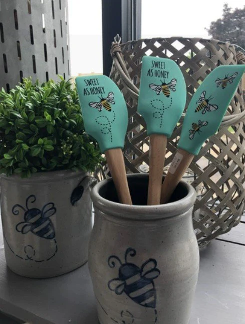 Busy Bee Utensil Jar - Image 3