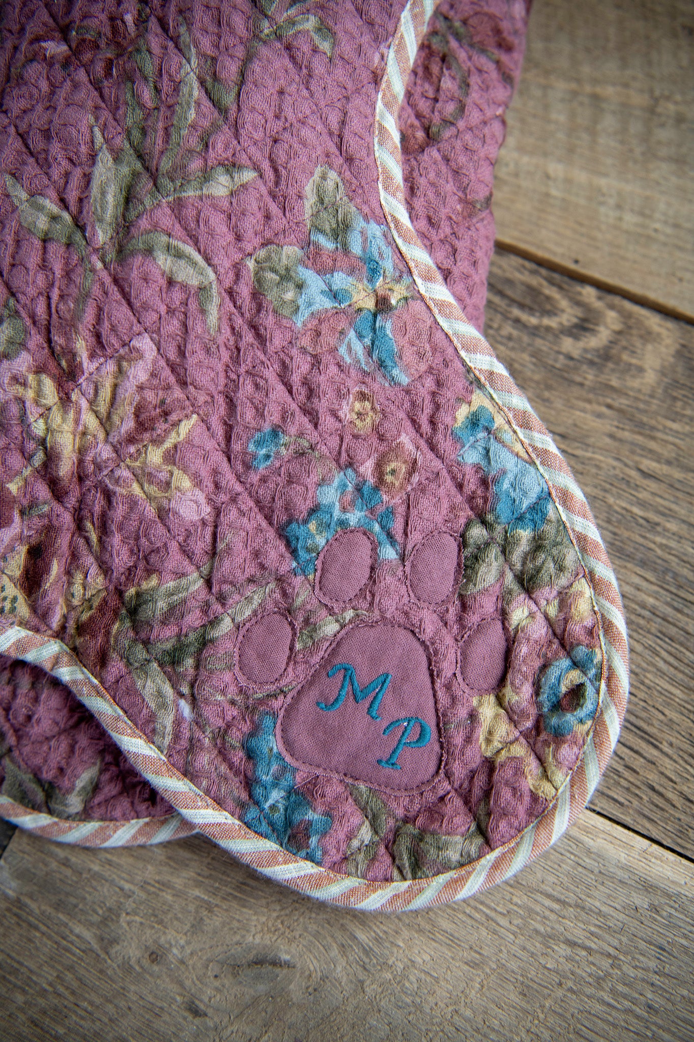 Chicago's Dog Mat and Toy Bone Set in Cottagecore Patchwork - Image 5