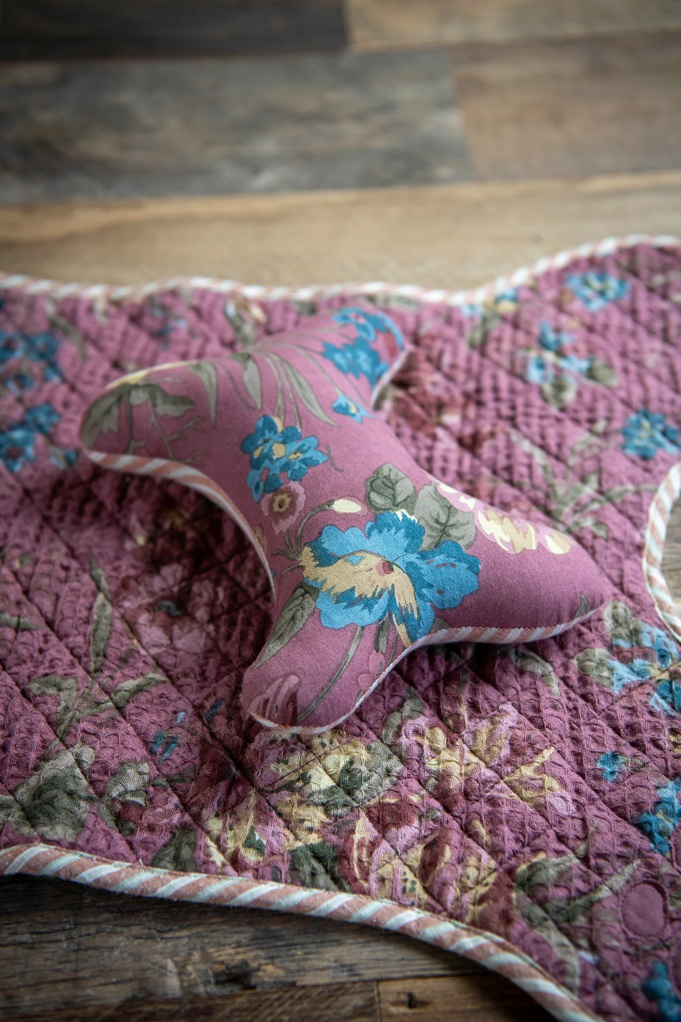 Chicago's Dog Mat and Toy Bone Set in Cottagecore Patchwork - Image 6