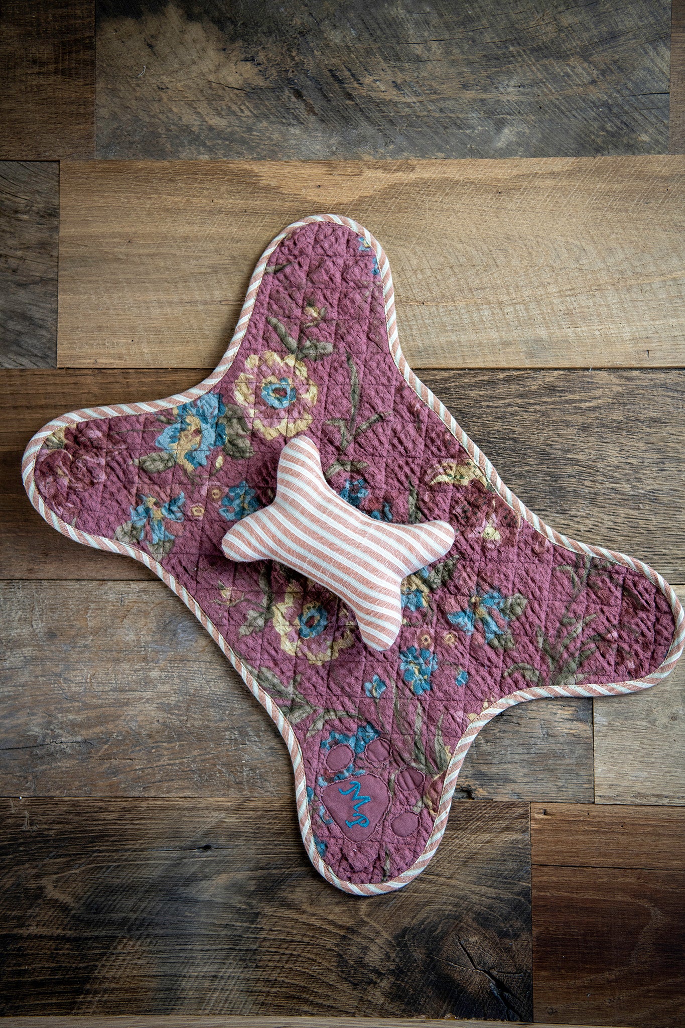 Chicago's Dog Mat and Toy Bone Set in Cottagecore Patchwork - Image 8