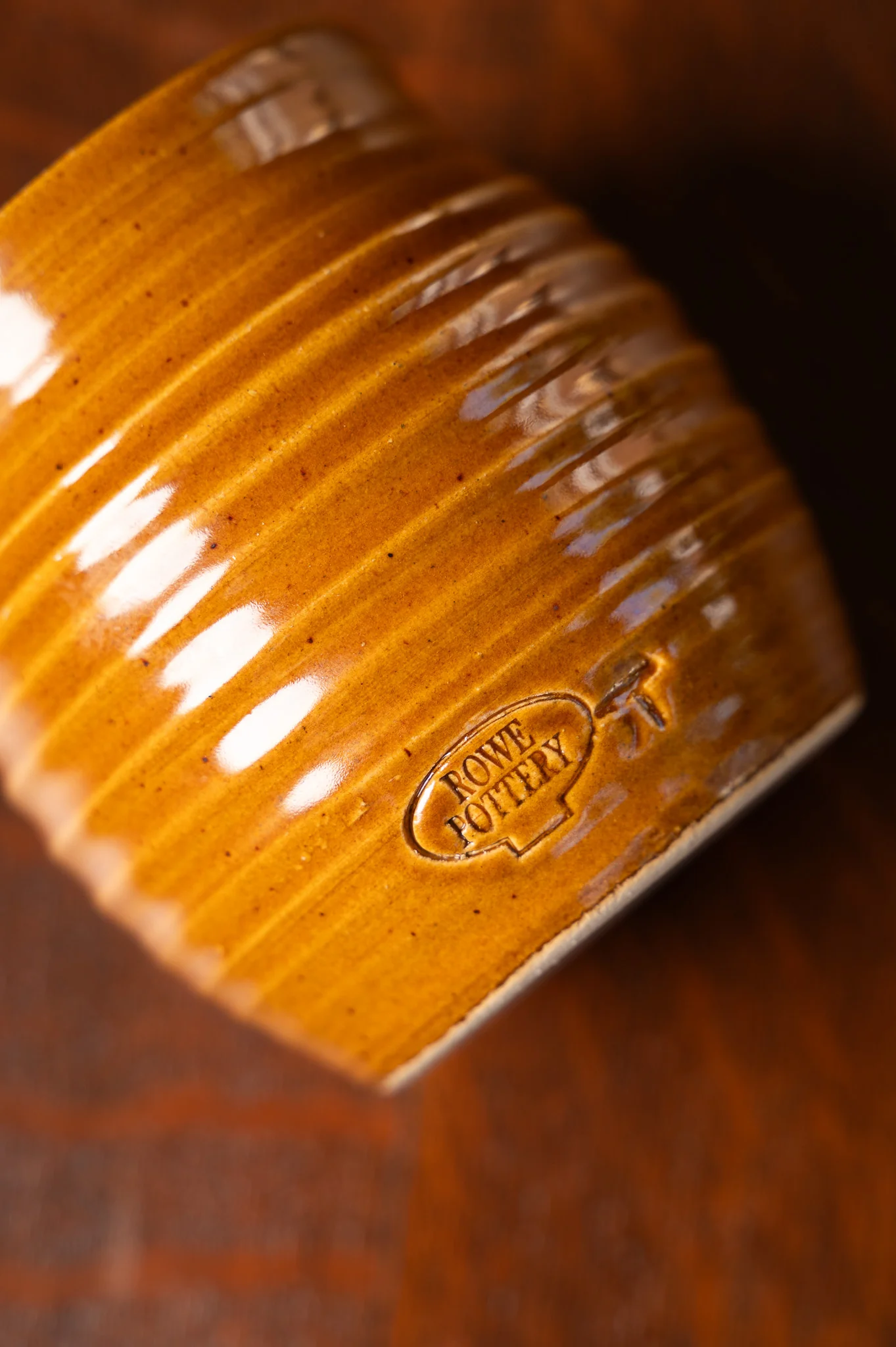 MP Stamped Candle Crock in Cinnamon - Cinnamon Vanilla Scent - Image 3