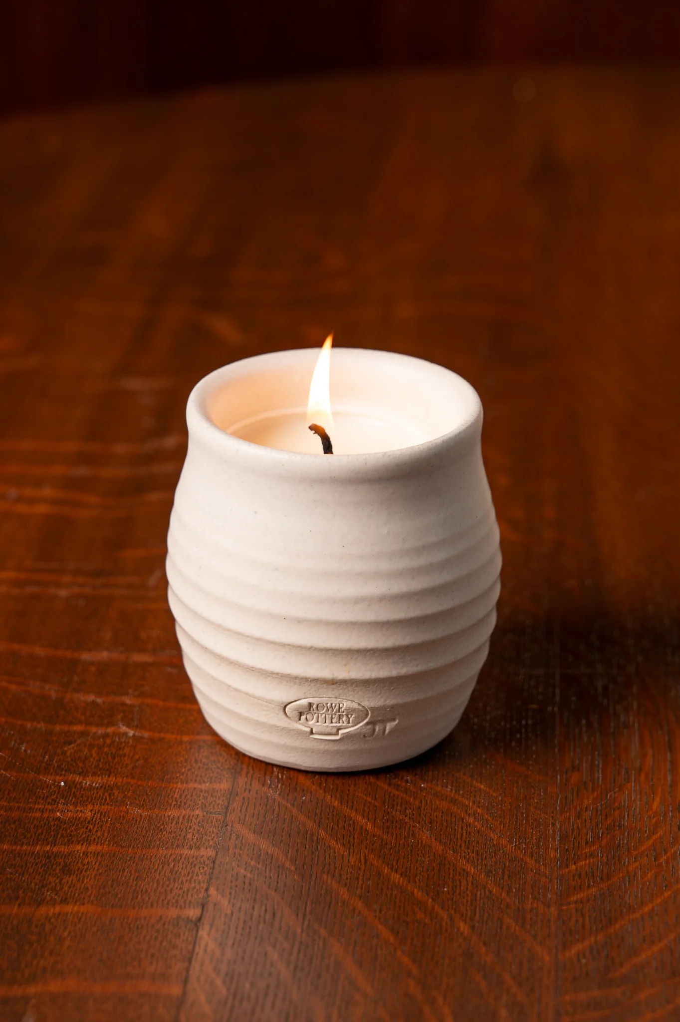 MP Stamped Candle Crock in Prairie Linen - Cashmere Plum Scent - Image 4