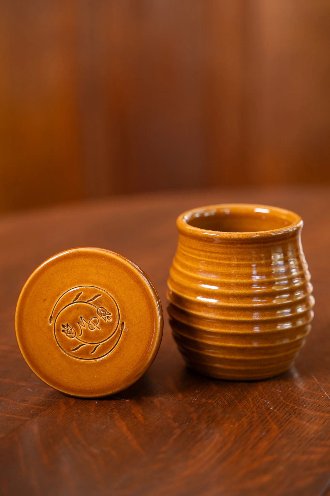 Cinnamon Glaze Butter Crock - Image 4