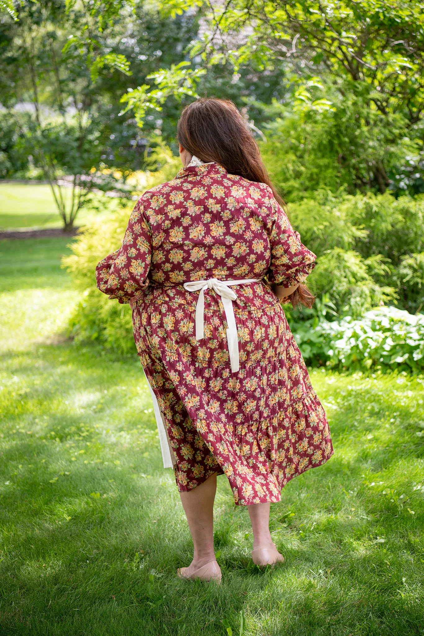 Dahlia Embroidered Apron - Image 6