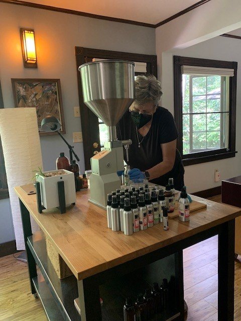 Jazz Hands Small Batch Hand Sanitizer, 60ml - Image 3