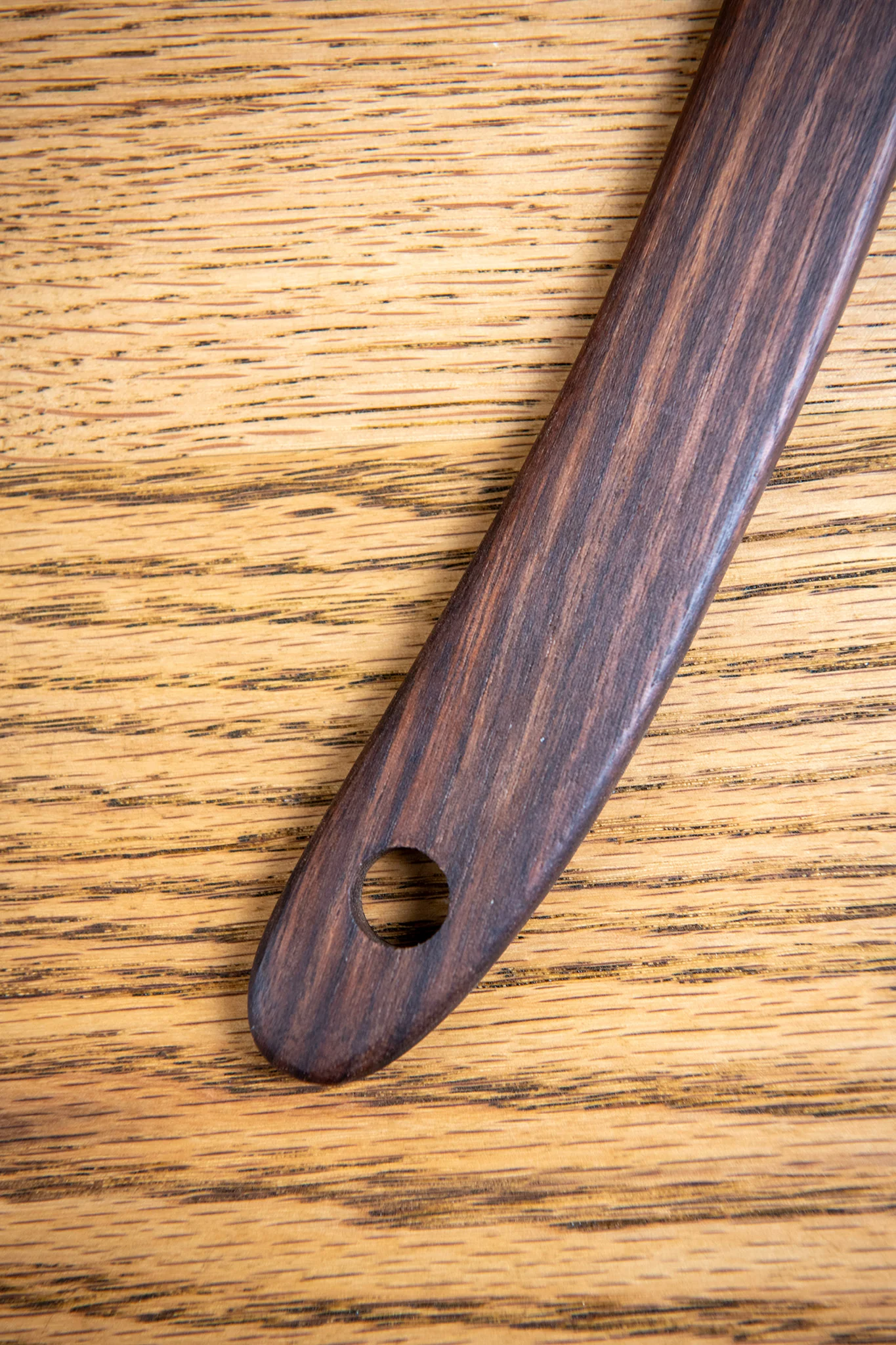 Large "Southpaw" Spatula in Walnut - Image 4