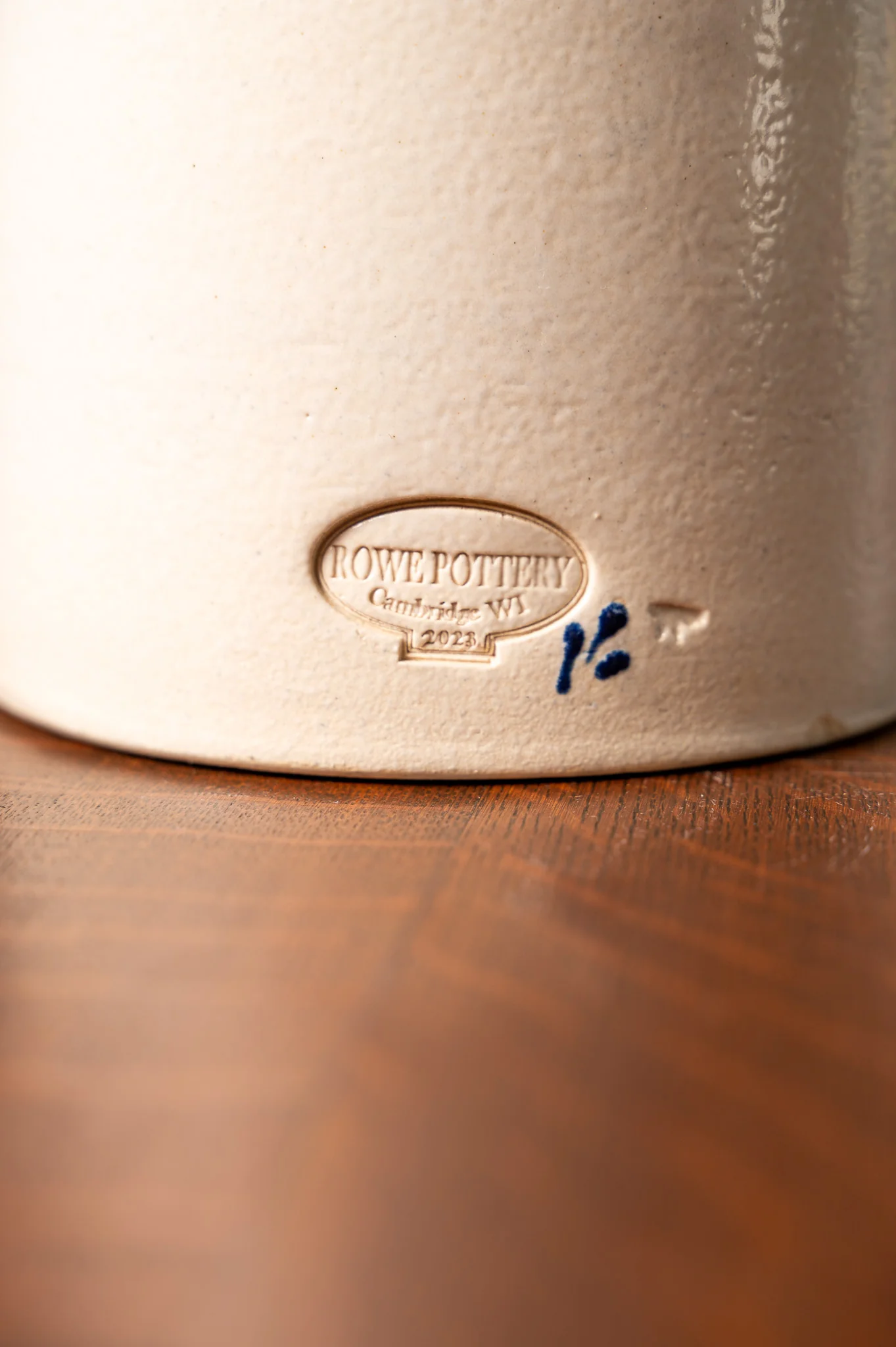 Modern Prairie Ironstone Handled Half-Gallon Crock - Image 5