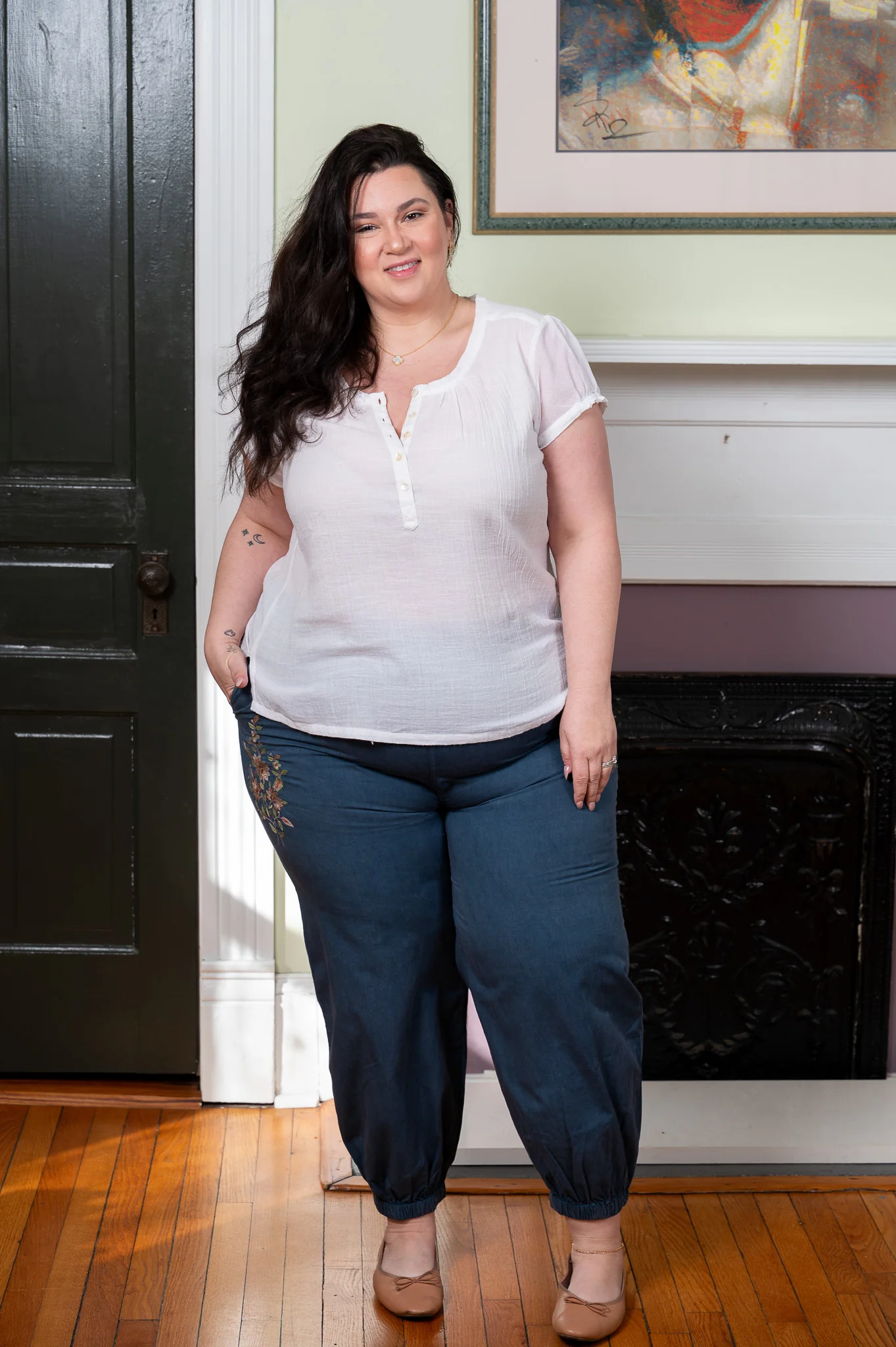 Oleson Embroidered Jogger in Navy - Image 8