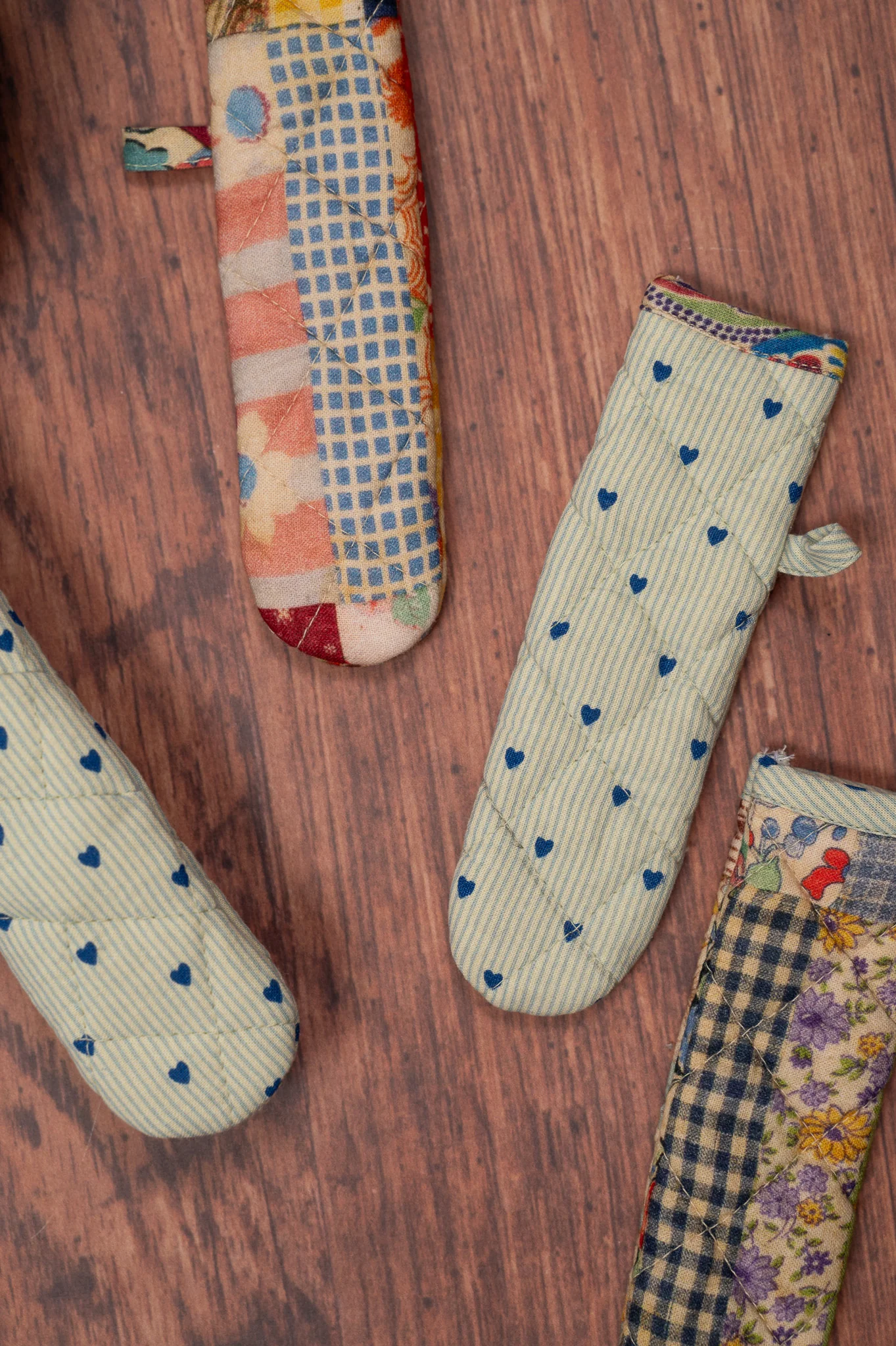 Patch Parade Skillet Handle Covers, Set of 4 - Image 3