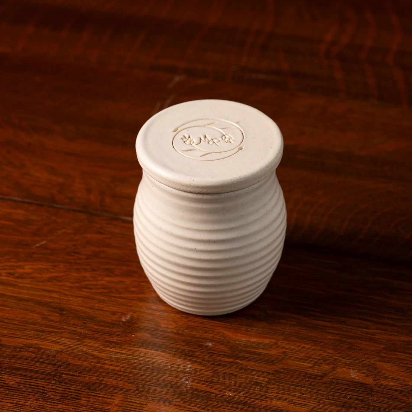 Prairie Linen Butter Crock - Image 5