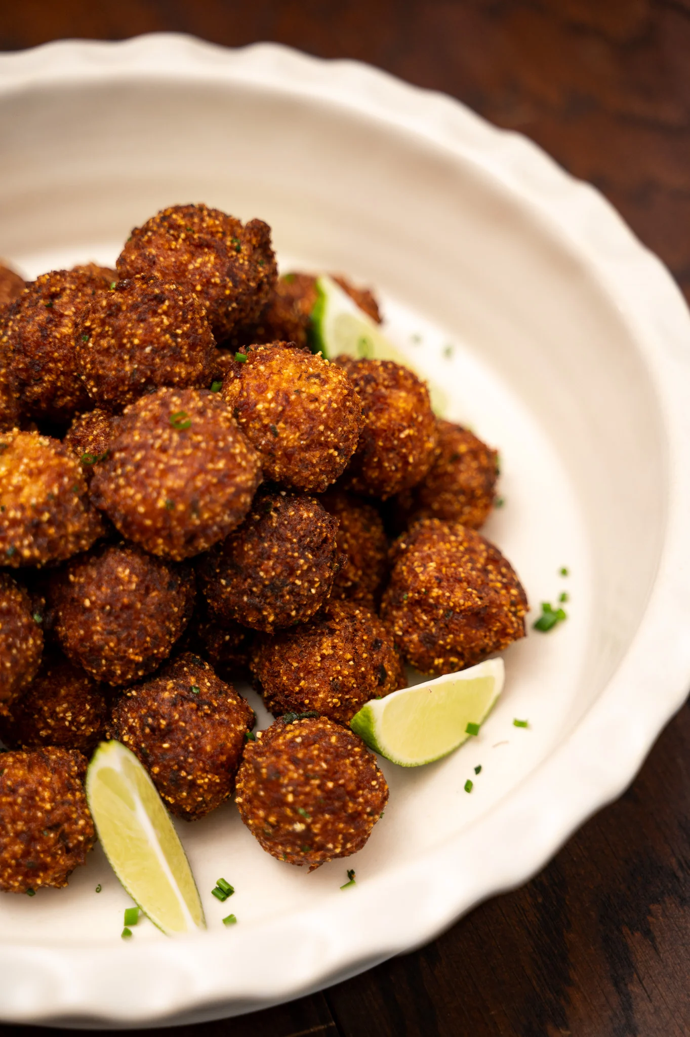 Prairie Linen Deep Dish Round Baker - Image 5