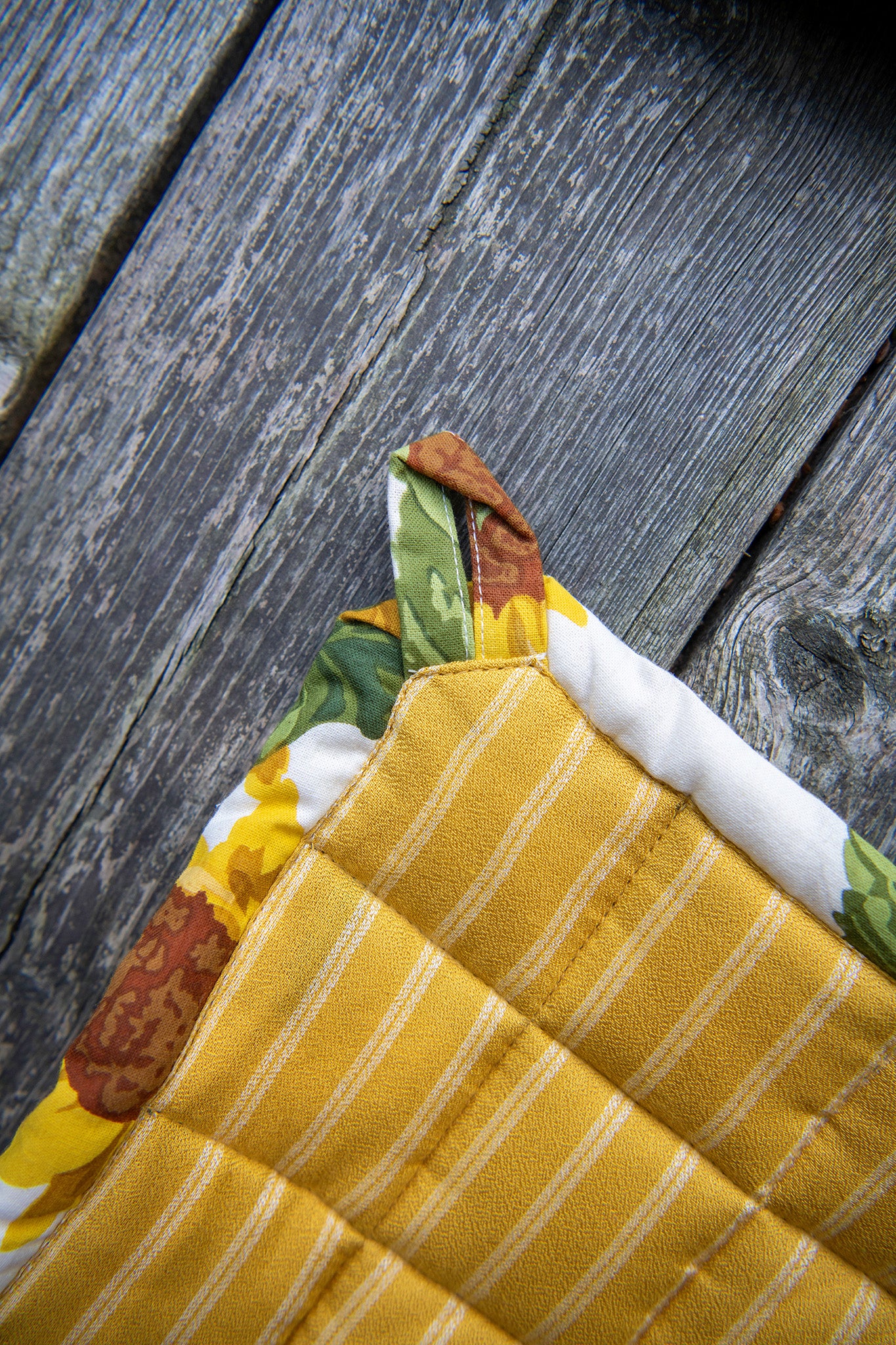 Sunflower Easy-As-Pie Carrier in Ivory - Image 9