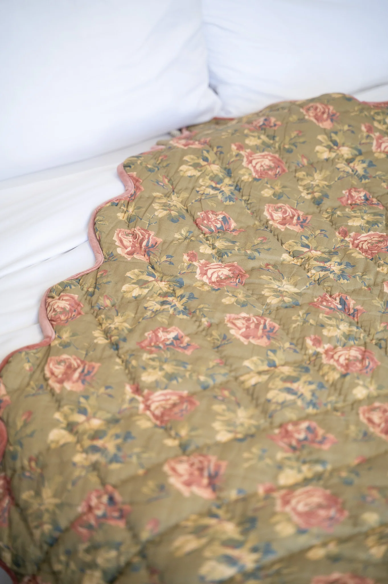 Vintage Rose Throw - Image 4