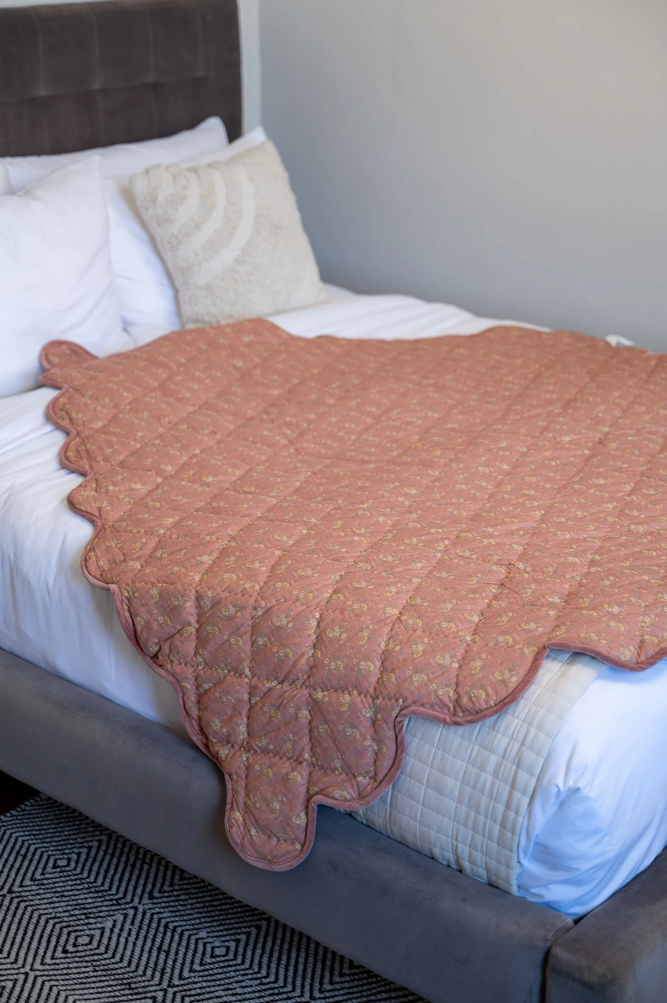 Vintage Rose Throw - Image 6